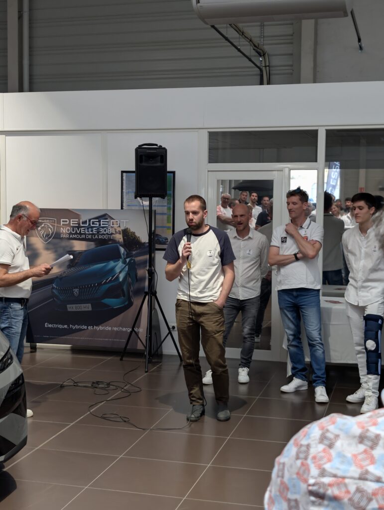 PXL_20260409_174820111