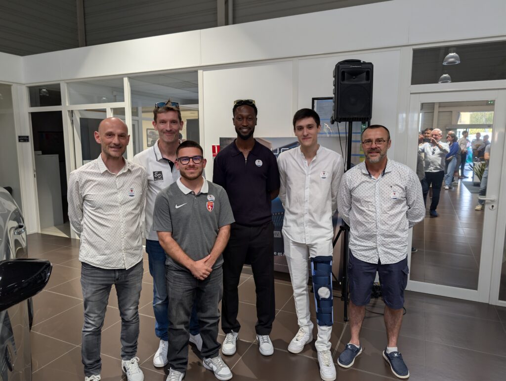 PXL_20260409_175338580